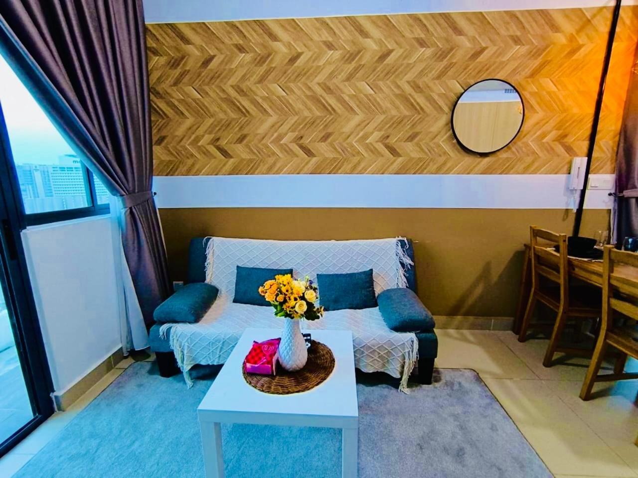 The Luxe Suites Klcc By Cozy Stay Kuala Lumpur Exterior foto